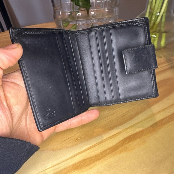 Authentic Gucci Black Monogram Canvas Compact Bi-fold Wallet - Picture 4 of 5